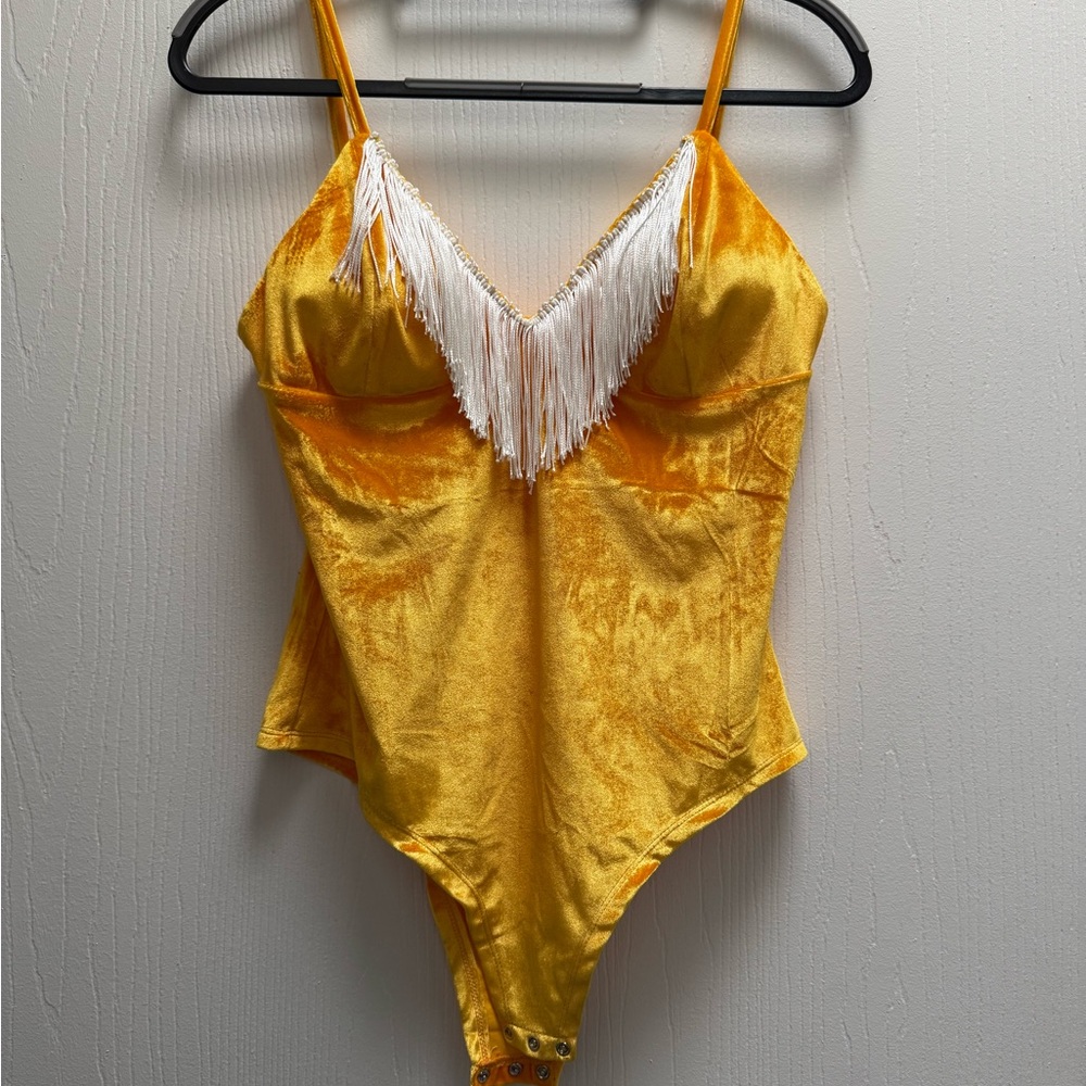 🐎Gold Velvet Bodysuit